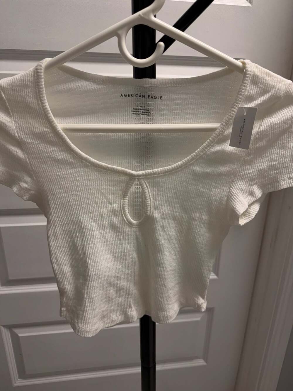 American Eagle White Keyhole Crop Top Size M